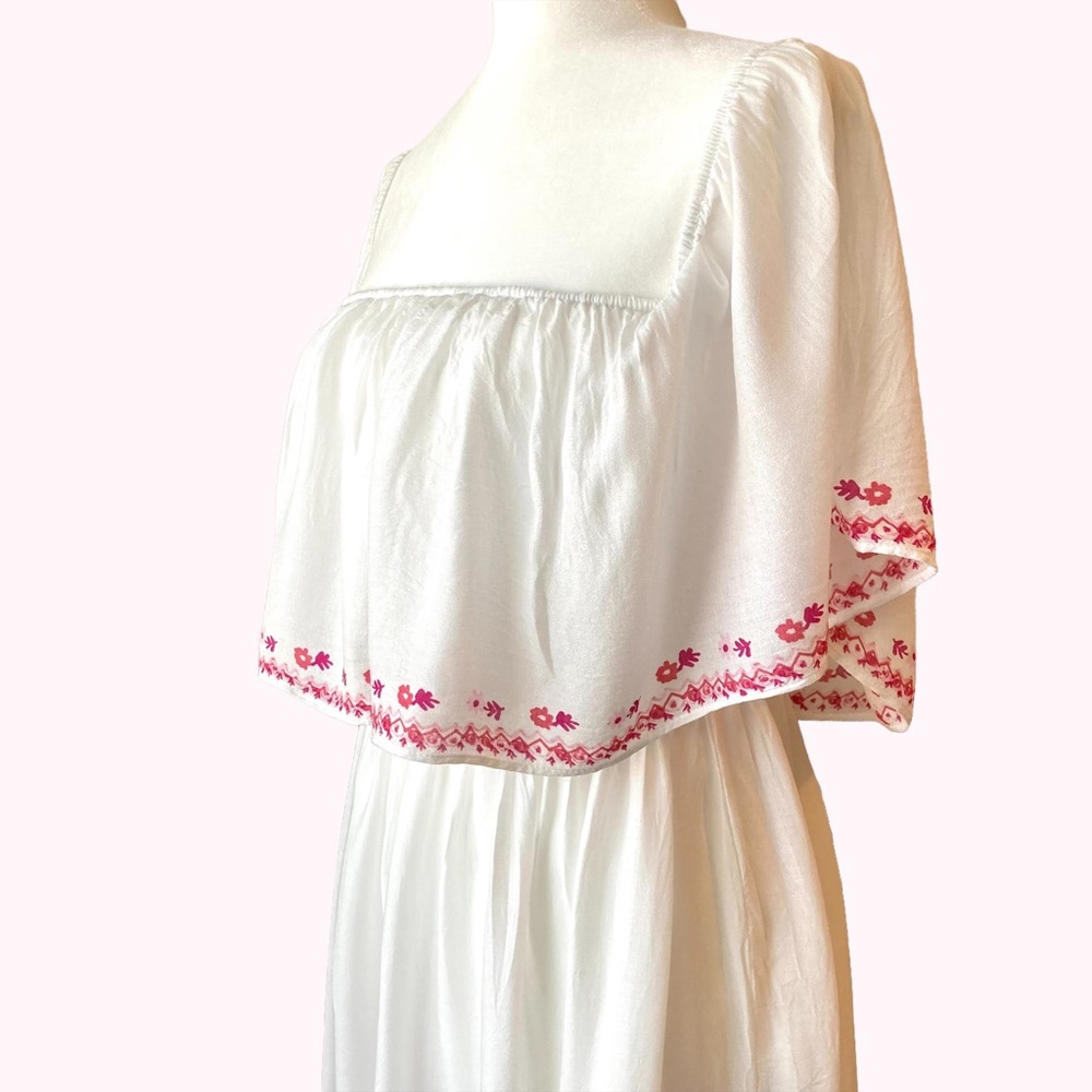 one the land off-the-shoulder white dress with pink floral accents - Size L - Picture 4 of 13